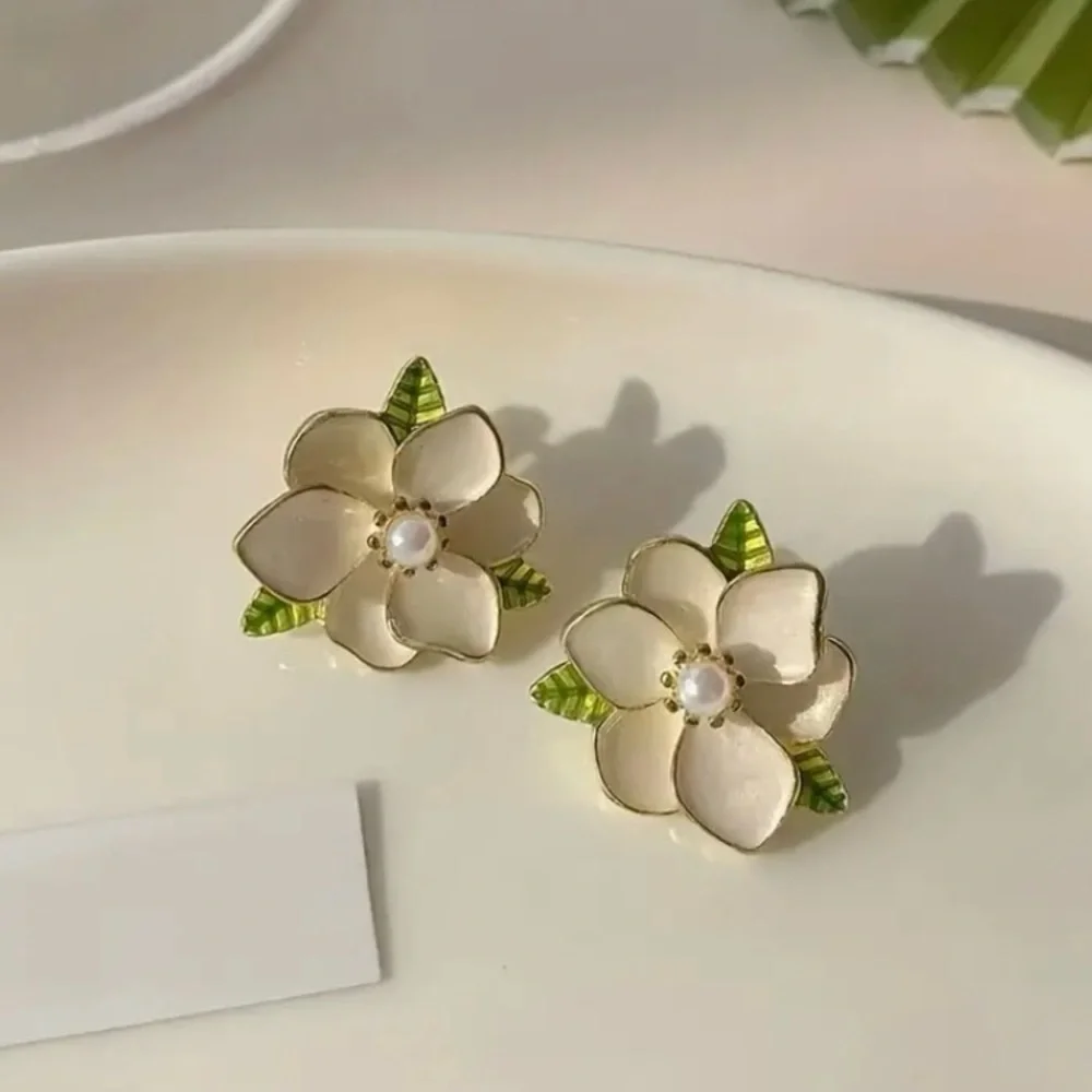 Gold Magnolia Camellia Faux Pearl Flower Earrings Floral Bridal Summer Wedding - Picture 7 of 12